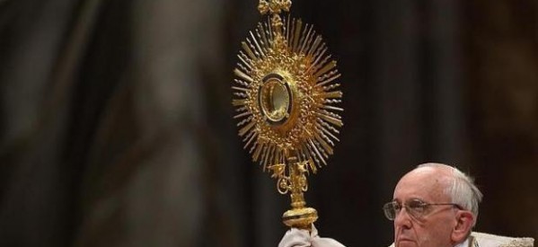 Eucaristía, regalo de Dios para nosotros Eucaristía, regalo de Dios para nosotros