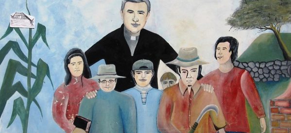 Santo por la justicia social Santo por la justicia social