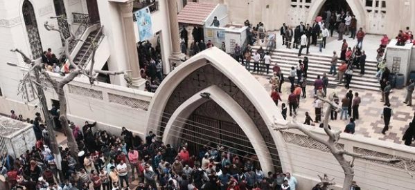 Atentados proyectan una sombra sobre la Pascua y la visita del Papa Atentados proyectan una sombra sobre la Pascua y la visita del Papa