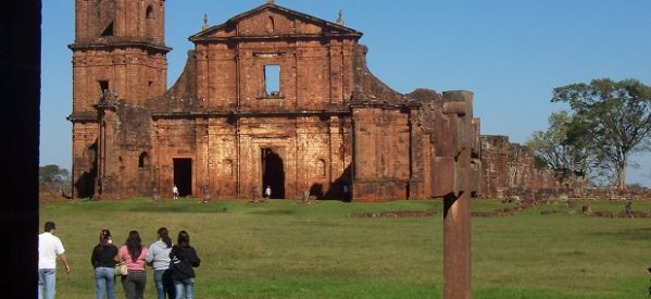 Visitando las antiguas misiones jesuíticas del Paraguay Visitando las antiguas misiones jesuíticas del Paraguay