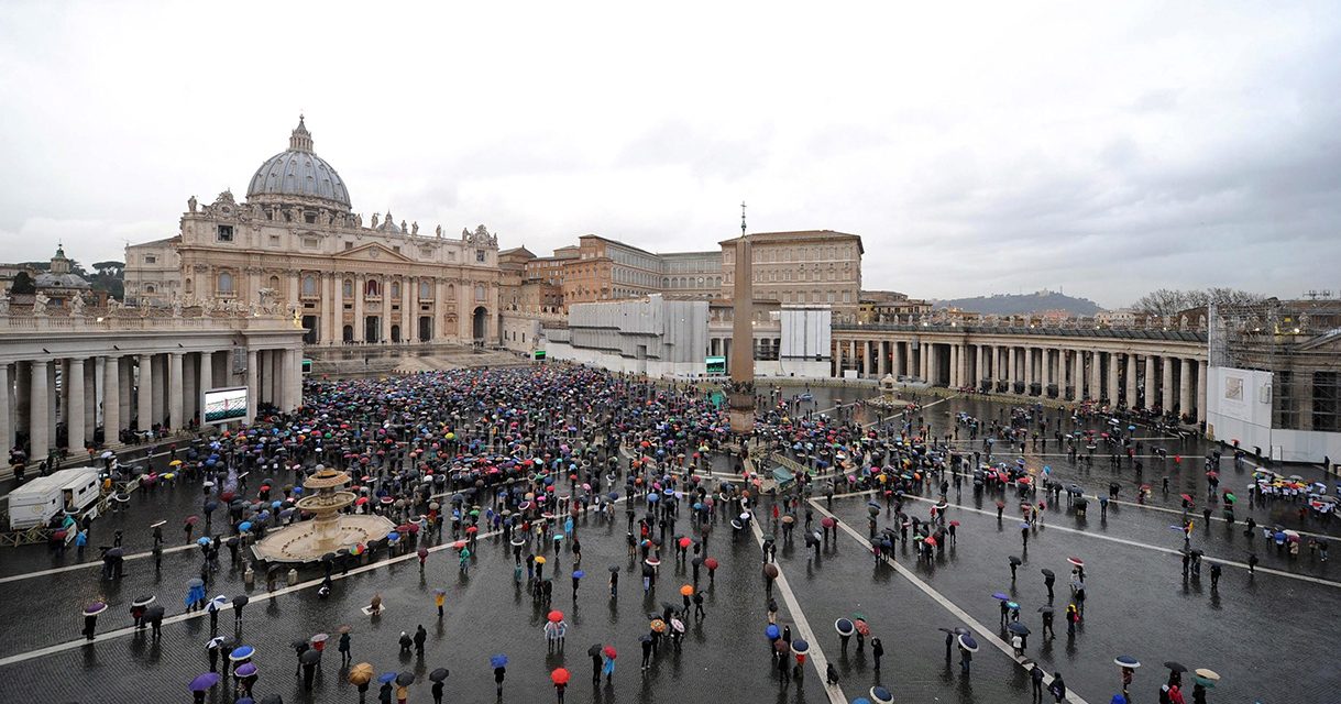 «Banco» vaticano. Francisco levanta vapor