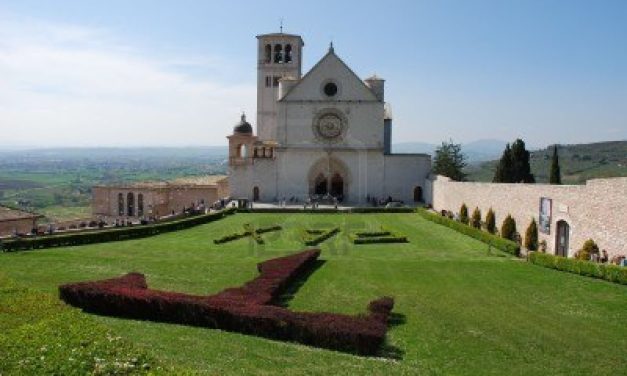 El Papa viajará a Asís en octubre
