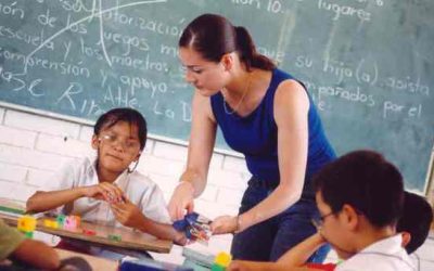 Maestros, misión delicada