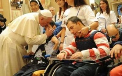 «Estamos en medio de las llagas de Jesús»: el Papa en Asís