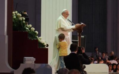 ¡María, Reina de la Familia, ruega por nosotros!