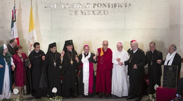 El Dalai Lama exhorta a la convivencia armónica entre religiones