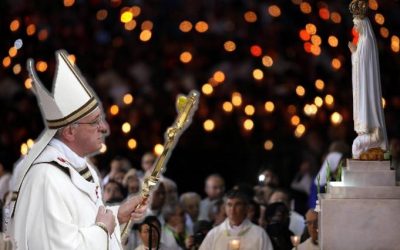 «María: custodia nuestra vida en tus brazos»