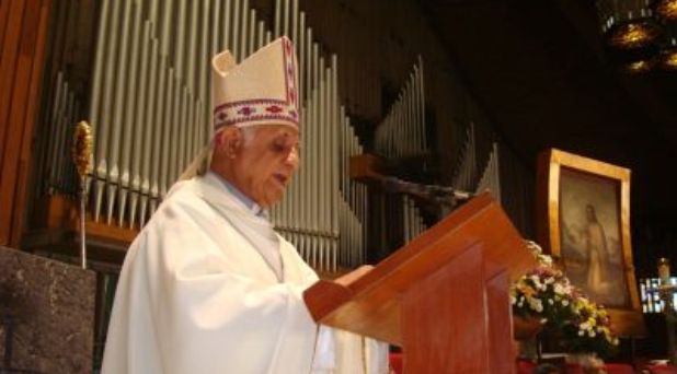 El obispo de Apatzingán hace valiente denuncia del crimen organizado