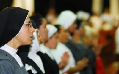 No a los derroches en las congregaciones religiosas: Francisco