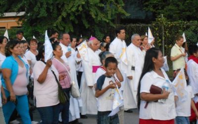 Realiza la diócesis de Apatzingán una procesión por la paz en la región