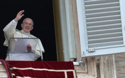 María, llena de gracia, es siempre joven