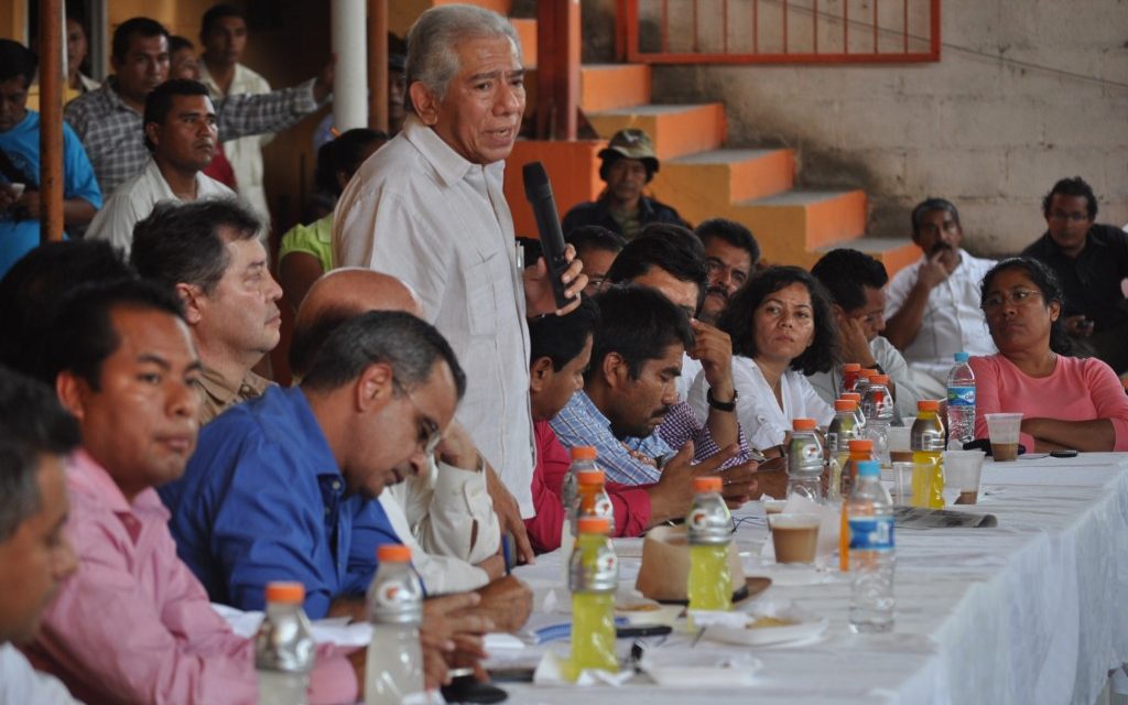 Ser pastor entre lobos
