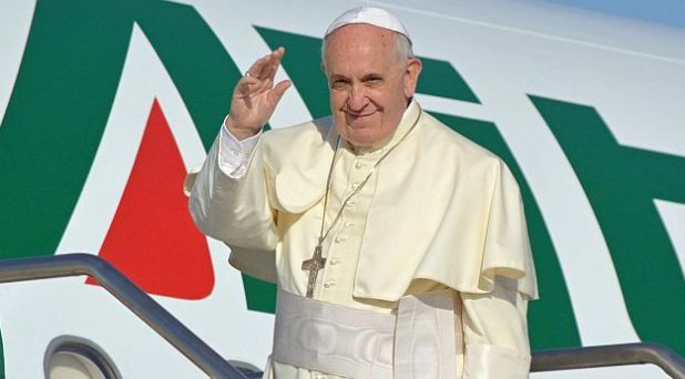 El Papa Francisco llega a Armenia