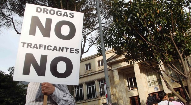 El Papa dice “no” a legalizar drogas