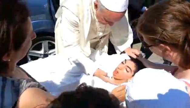 El Papa se detuvo en mi pueblo