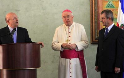 Arresto domiciliario para ex-nuncio acusado de pederastia