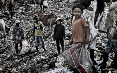 Francisco urge al G-20 políticas a favor de los pobres y marginados