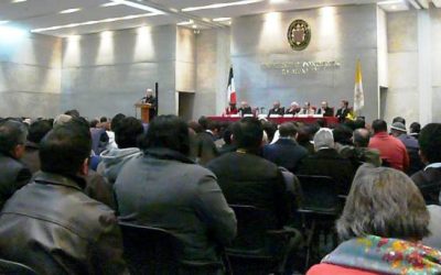 Diálogo en la UPM: ¿La Iglesia en México padece esquizofrenia?
