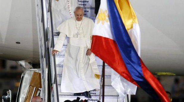 Francisco llega a Filipinas