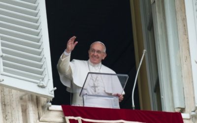 «No podemos alejarnos de la comunión con Cristo»: Papa