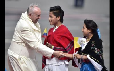 Inicia Francisco visita pastoral a Ecuador