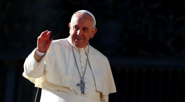 Papa: la vocación del cristiano es seguir “siempre adelante”, es mejor “cojear” que estarse quietos
