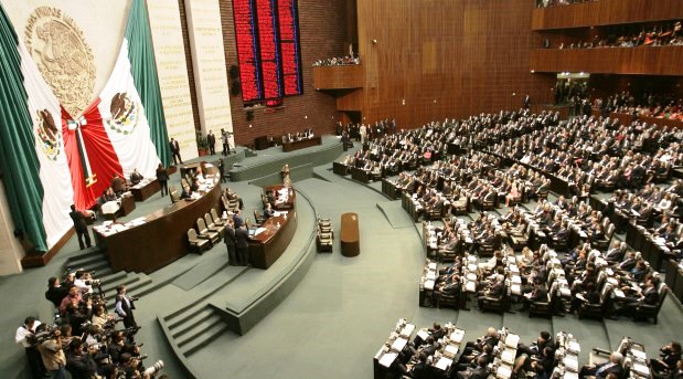 Año Político, a espaldas de la ciudadanía