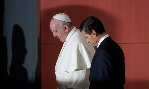 Primeras palabras del Papa en México: fuertes y claras