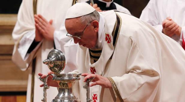 «No tengamos miedo a excedernos en el encuentro y el perdón»: Francisco a sacerdotes