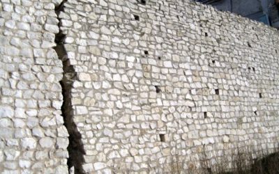 Una grieta en la muralla