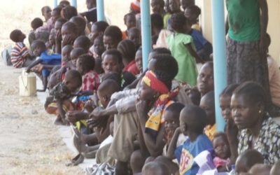 Educación y alimento para los desplazados de Sudán del Sur
