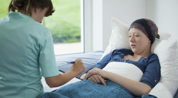 Al dos por uno: visita al enfermo y consuela al triste