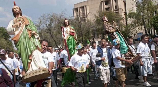 La religión en las calles de la Ciudad de México