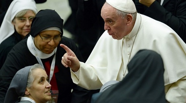 La vida consagrada enfrenta grandes retos: Papa Francisco