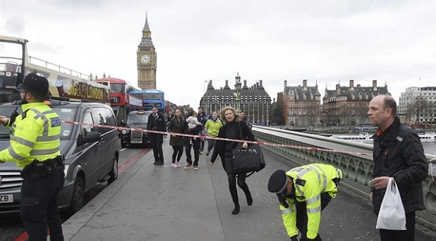 Francisco expresa condolencias por ataque terrorista en Londres