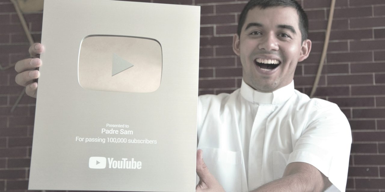 Padre Sam gana el botón de plata de YouTube El Observador de la