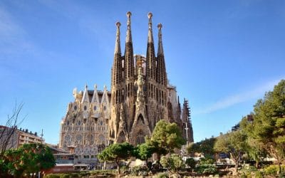 Hacia los altares, el arquitecto Antoni Gaudí