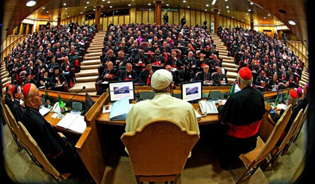 La Iglesia en 2018: sínodo y crisis por los abusos
