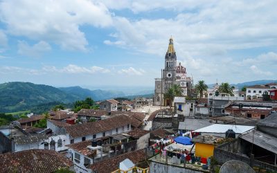 «Pueblo bueno» y pueblo a secas