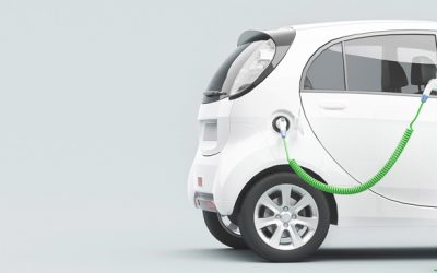 ¿Qué tal un carro híbrido o eléctrico?