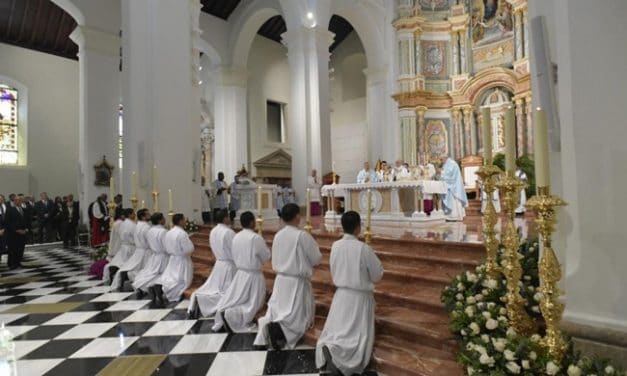 Vale la pena consagrarse al hombre por Cristo