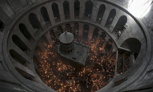 El prodigio del Fuego Santo en Jerusalén