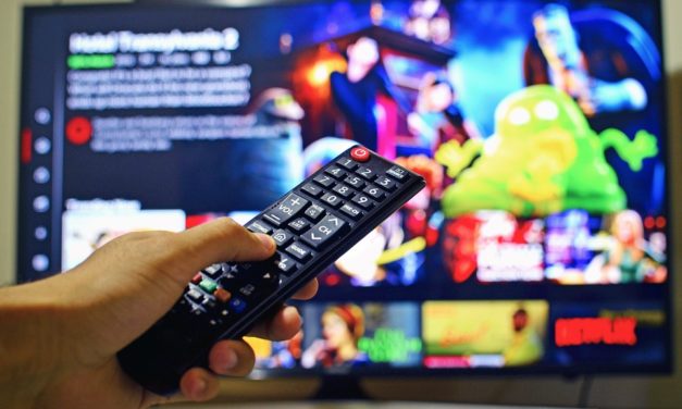 Tus derechos ante el celular, internet y televisión