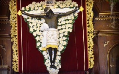 Paseo por tierra del Cristo Negro