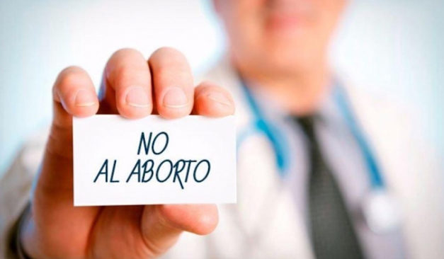 Especialistas: médicos objetores de conciencia enfrentan presiones
