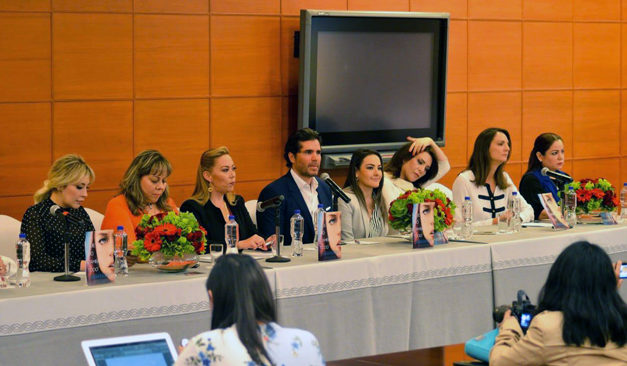 Inesperado, legisladoras pro mujer