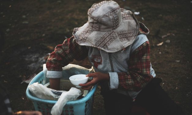 La paradoja del hambre y la obesidad