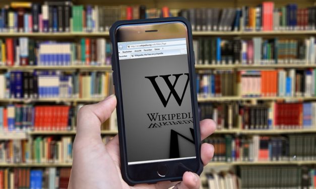 Wikipedia, ¿sucursal de los medios de comunicación?
