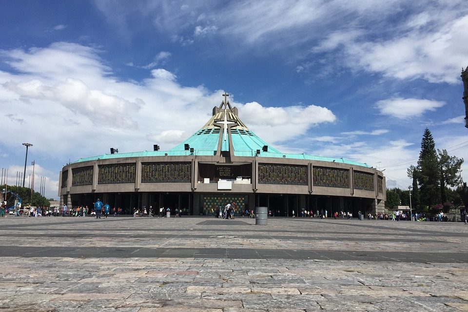 Misa Náhuatl en la Basílica de Guadalupe