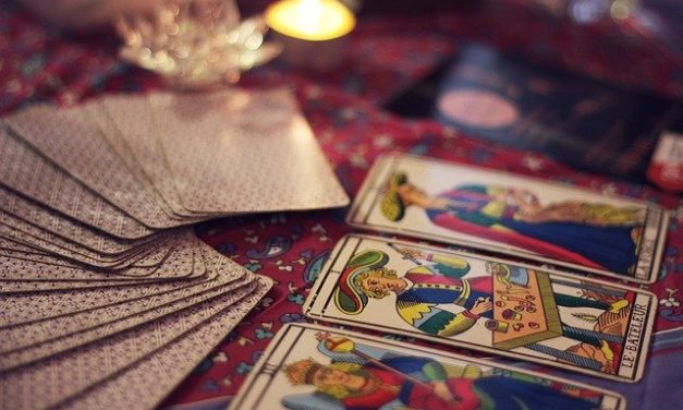 Si tienes fe en Dios,  no vayas con el brujo o el tarot